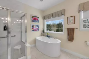 390 Stonecrop Rd, Aquebogue, NY 11931 - Photo 16