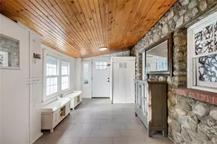 137 S Highland Rd, Wappingers Falls, NY 12590 - Photo 4