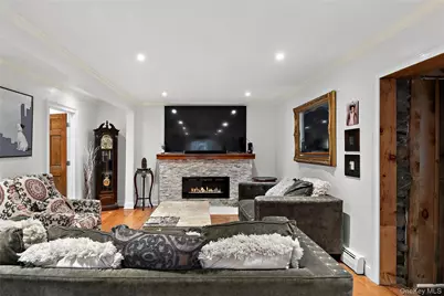 137 S Highland Road, Wappingers Falls, NY 12590 - Photo 10