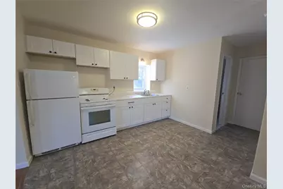 91 Holloran Road, New Windsor, NY 12553 - Photo 2