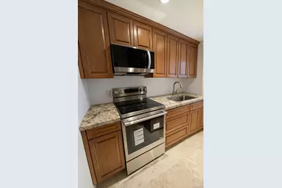 90 Rodeo Drive, Oyster Bay, NY 11791 - Photo 12