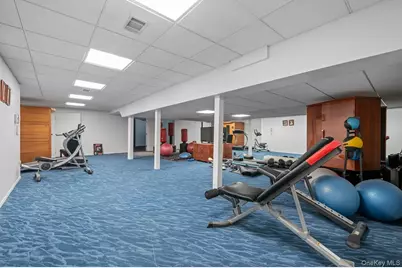 90 Rodeo Drive, Oyster Bay, NY 11791 - Photo 14