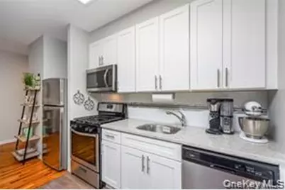 25 W Broadway #204, Long Beach, NY 11561 - Photo 4