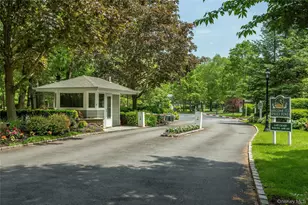 52 Hyde Ct, Manhasset, NY 11030 - Photo 34