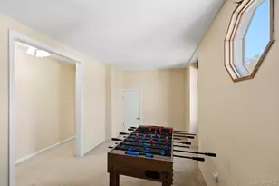 46 Falcon Dr, Hauppauge, NY 11788 - Photo 20