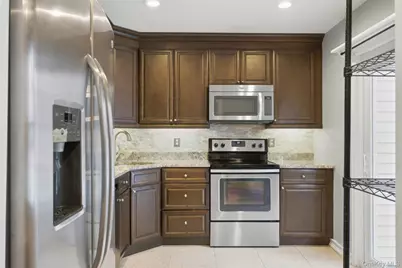 20 Yorkshire Terrace, Washingtonville, NY 10992 - Photo 10