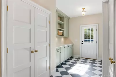 2 Ashley Court, Northport, NY 11768 - Photo 48