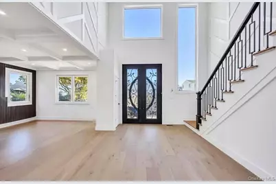 29 Raspberry Lane, Levittown, NY 11756 - Photo 6