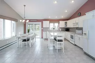 1817 Gardenia Ave, Merrick, NY 11566 - Photo 24