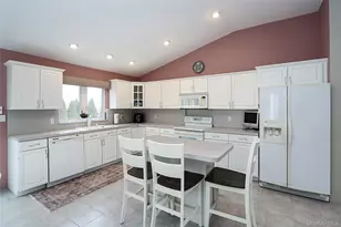 1817 Gardenia Ave, Merrick, NY 11566 - Photo 28