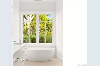 361 Mitchell Lane, Bridgehampton, NY 11932 - Photo 16