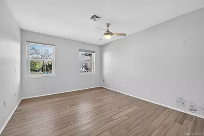 410 Pawnee Court, Suffern, NY 10901 - Photo 18