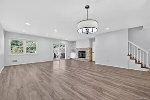 410 Pawnee Ct, Suffern, NY 10901 - Photo 6