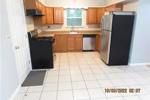 82 Laurel Pl, Yonkers, NY 10704 - Photo 4