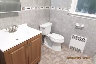 82 Laurel Pl, Yonkers, NY 10704 - Photo 14