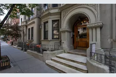 76 85th Street #3C, New York, NY 10024 - Photo 2
