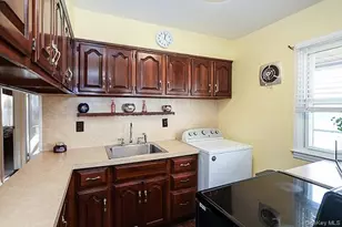 12 E Millpage Dr, Bethpage, NY 11714 - Photo 2