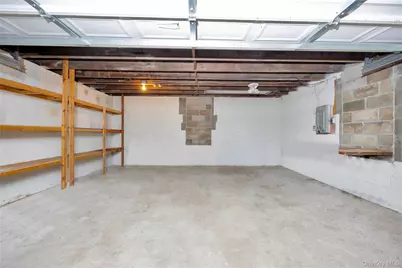 35 Andrew Avenue, Islip Terrace, NY 11752 - Photo 22