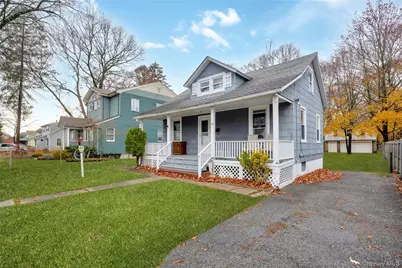 35 Andrew Avenue, Islip Terrace, NY 11752 - Photo 8