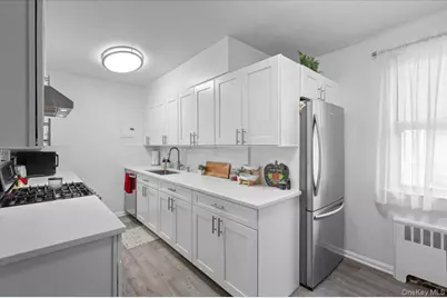 13 Bryant Crescent #2K, White Plains, NY 10604 - Photo 6