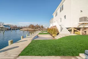 2812 Ocean Ave, Seaford, NY 11783 - Photo 4