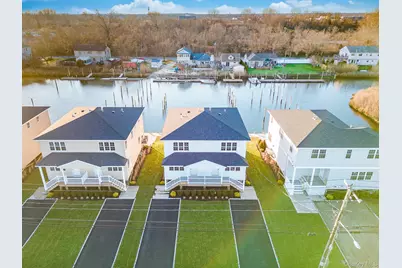 2812 Ocean Avenue, Seaford, NY 11783 - Photo 36