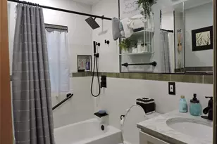 107-17 Fern Pl, Jamaica, NY 11433 - Photo 16