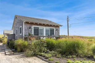27 Dune Rd, East Quogue, NY 11942 - Photo 20