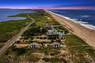 27 Dune Rd, East Quogue, NY 11942 - Photo 2