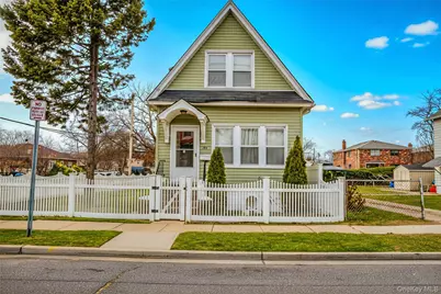38 Lehrer Avenue, Elmont, NY 11003 - Photo 2