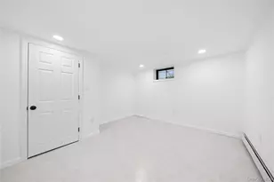 4 Julie Ln, Selden, NY 11784 - Photo 30