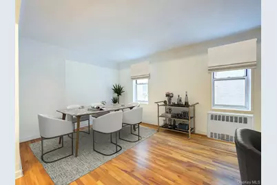 67-12 Yellowstone Boulevard #D9, Forest Hills, NY 11375 - Photo 10