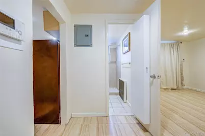 25 Burns Street #1A, Forest Hills, NY 11375 - Photo 8