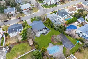 1815 Cynthia Ln, Merrick, NY 11566 - Photo 36