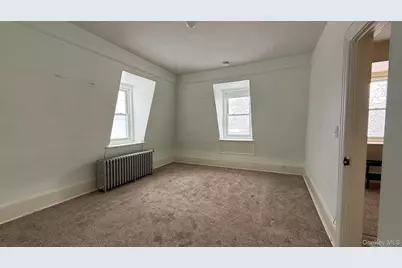 64 Anstice Street #3F, Oyster Bay, NY 11771 - Photo 8