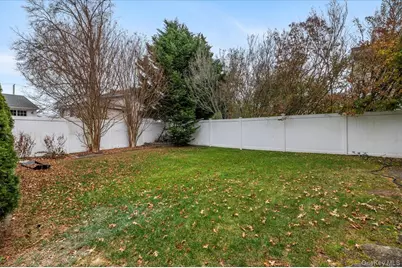 2495 Navy Place, Bellmore, NY 11710 - Photo 30