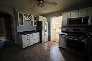 249 Revilo Ave, Shirley, NY 11967 - Photo 10