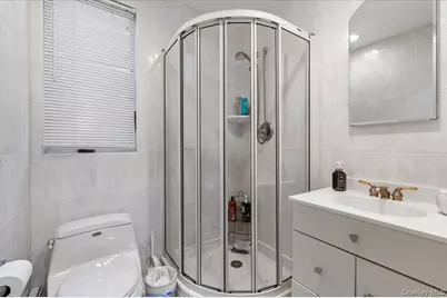 29 Joyce Lane, Woodbury, NY 11797 - Photo 18