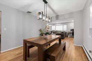 29 Joyce Ln, Woodbury, NY 11797 - Photo 8