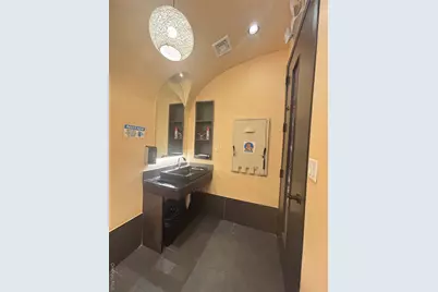 107-09 70th Rd Forest Hills, Forest Hills, NY 11375 - Photo 6