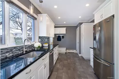 112 Aka 110 Buckingham Road, Yonkers, NY 10701 - Photo 4