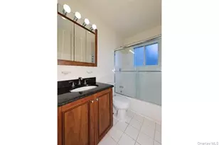 100 Friendly Ct Ave, Babylon, NY 11704 - Photo 6