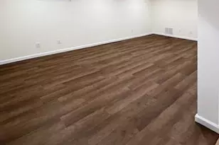 122 Miller Rd, Hicksville, NY 11801 - Photo 26