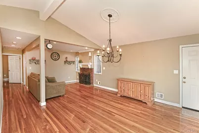 122 Miller Road, Hicksville, NY 11801 - Photo 16