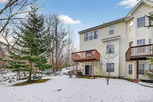 40 Cornwall Ln, Middletown, NY 10940 - Photo 24