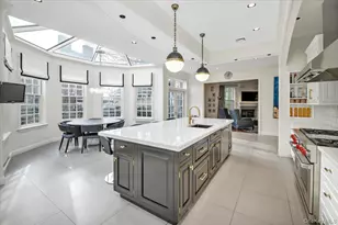 6 Westmoreland Pl, Douglaston, NY 11363 - Photo 12