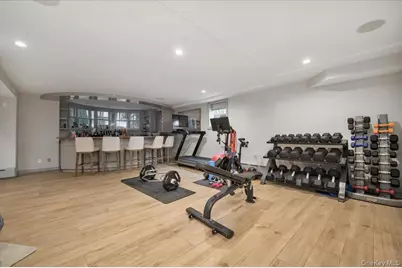 6 Westmoreland Place, Douglaston, NY 11363 - Photo 26