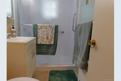 1879 Crompond Road Unit #D15, Peekskill, NY 10566 - Photo 14