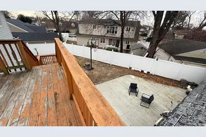 35 Lynwood Drive, Valley Stream, NY 11580 - Photo 12