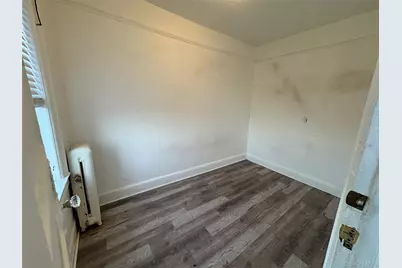 3307 Junction Boulevard #3rd floor, Jackson Heights, NY 11372 - Photo 4